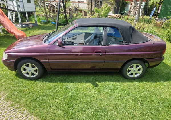 Ford Escort cena 3800 przebieg: 113150, rok produkcji 1993 z Golub-Dobrzyń małe 781